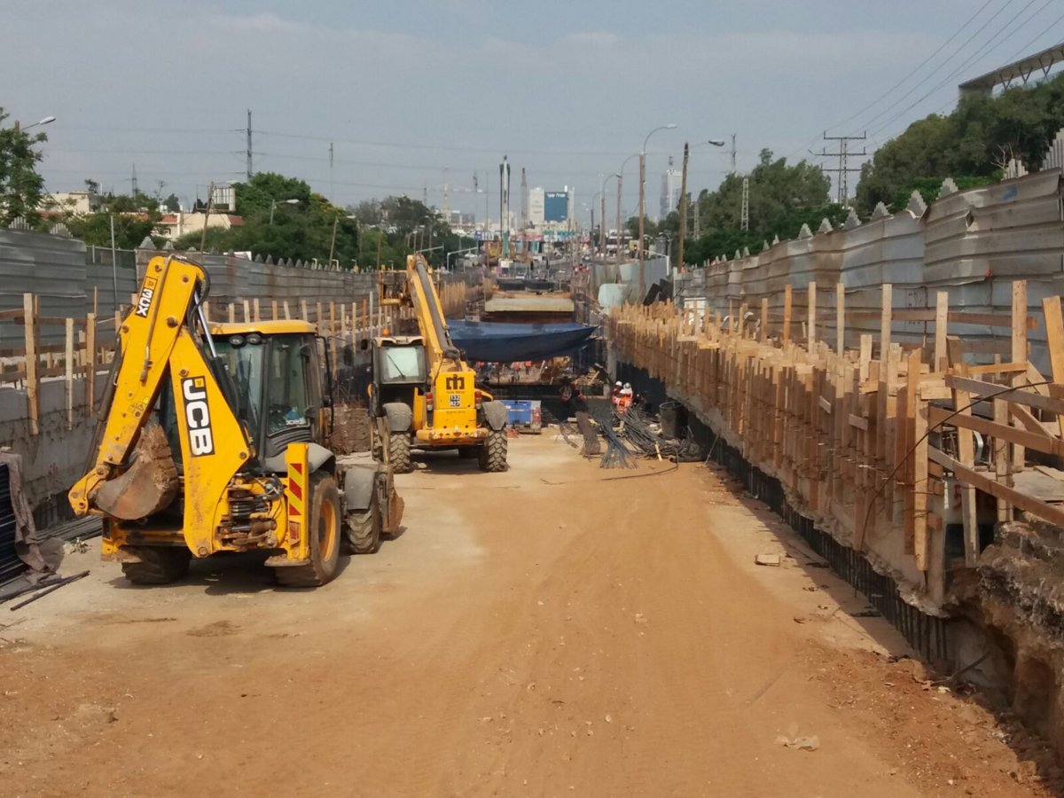 רכבת קלה פתח תקווה - עיגון קוצים וברגים כימיים וחיבור עם עוגן דינמי