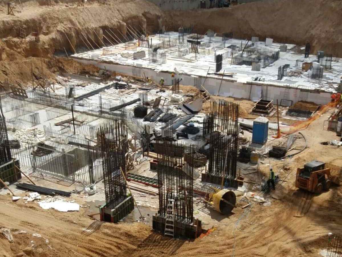 ארלוזורב 17 – עיגון קוצים ועיגון רגלי תבניות